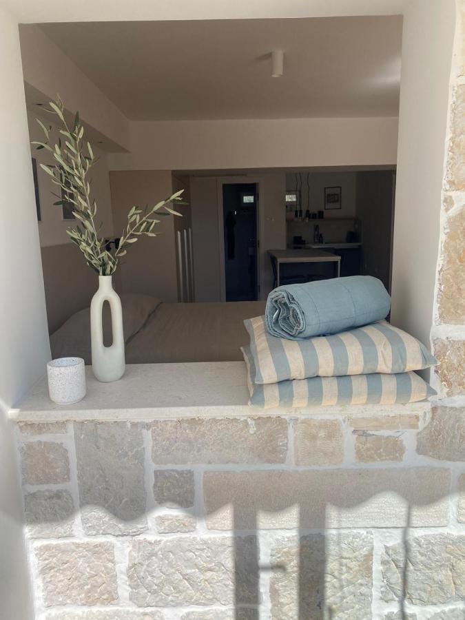 רוביני Apartments Nikval מראה חיצוני תמונה