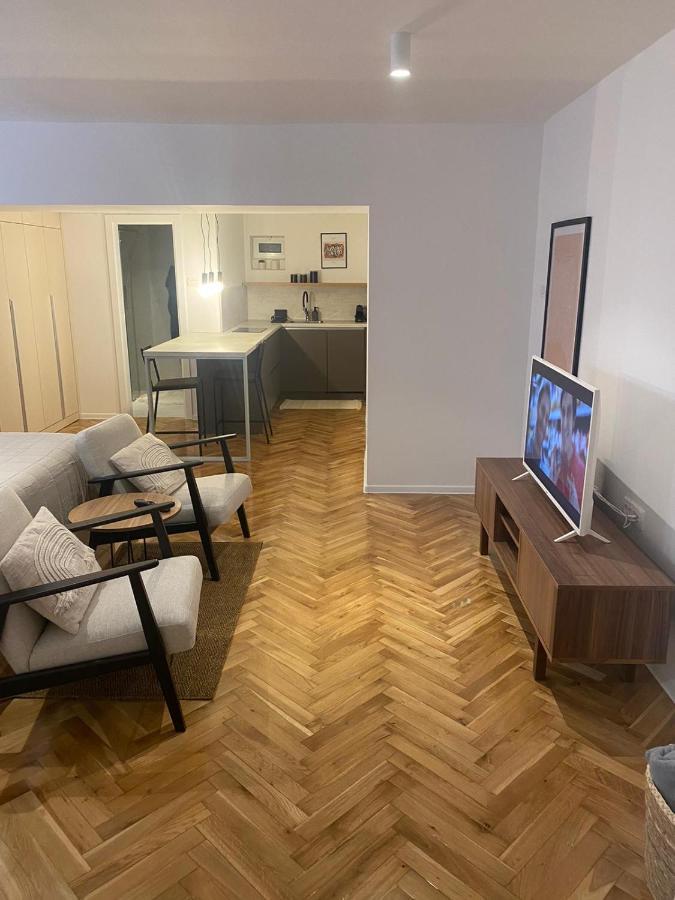 רוביני Apartments Nikval מראה חיצוני תמונה